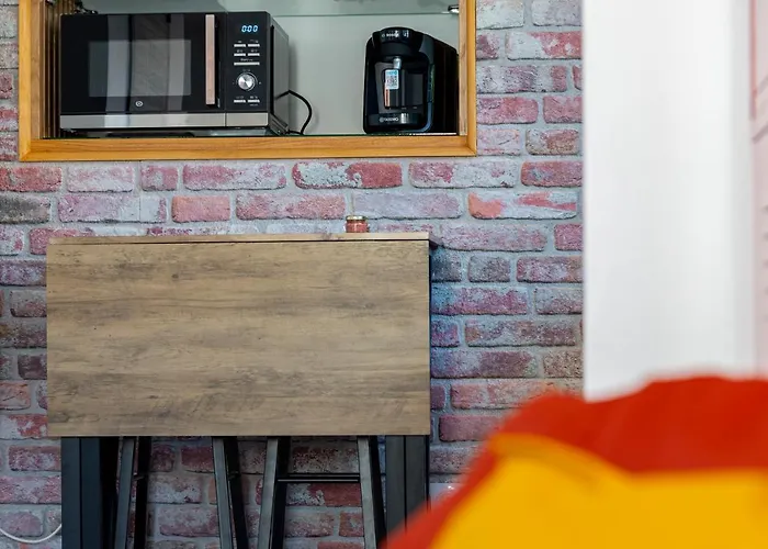 Centre Historique, Superbe A 2 Pas Des Trams *